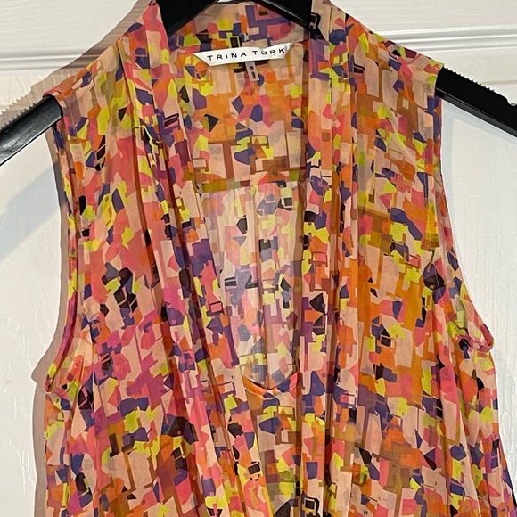 Trina Turk Rare Colorful Abstract Print Sleeveless Wrap-Front Sheer Blouse Top - Picture 6 of 13